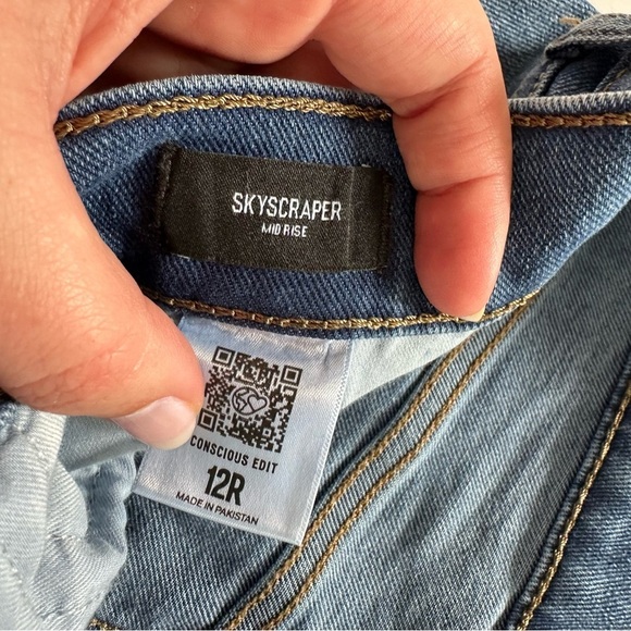 Express Womens 12 R Skyscraper Mid Rise Split Hem Bootcut Stretch Jeans - Picture 5 of 8